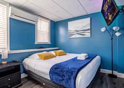 Luxurious 4BR-2BA-9Beds | NYC | EWR | Free Parking - Image 2