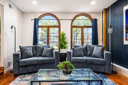 Mega Mansion! 6BR-3.5BA | NYC | MetLife | Parking