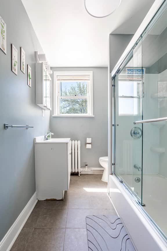 Deluxe 4BR-2BA-12 Beds | NYC | MetLife | Parking